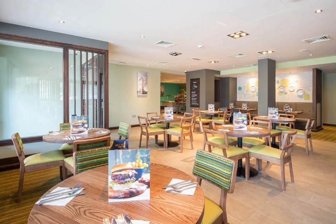 Premier Inn Leek Town Centre Eksteriør billede